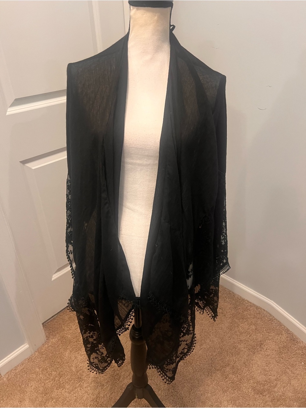 New Directions Black Lace Trim Kimono Cover Up OS